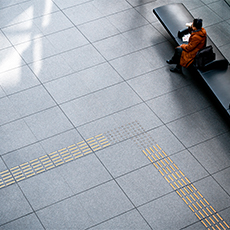 person-traveling-trought-city